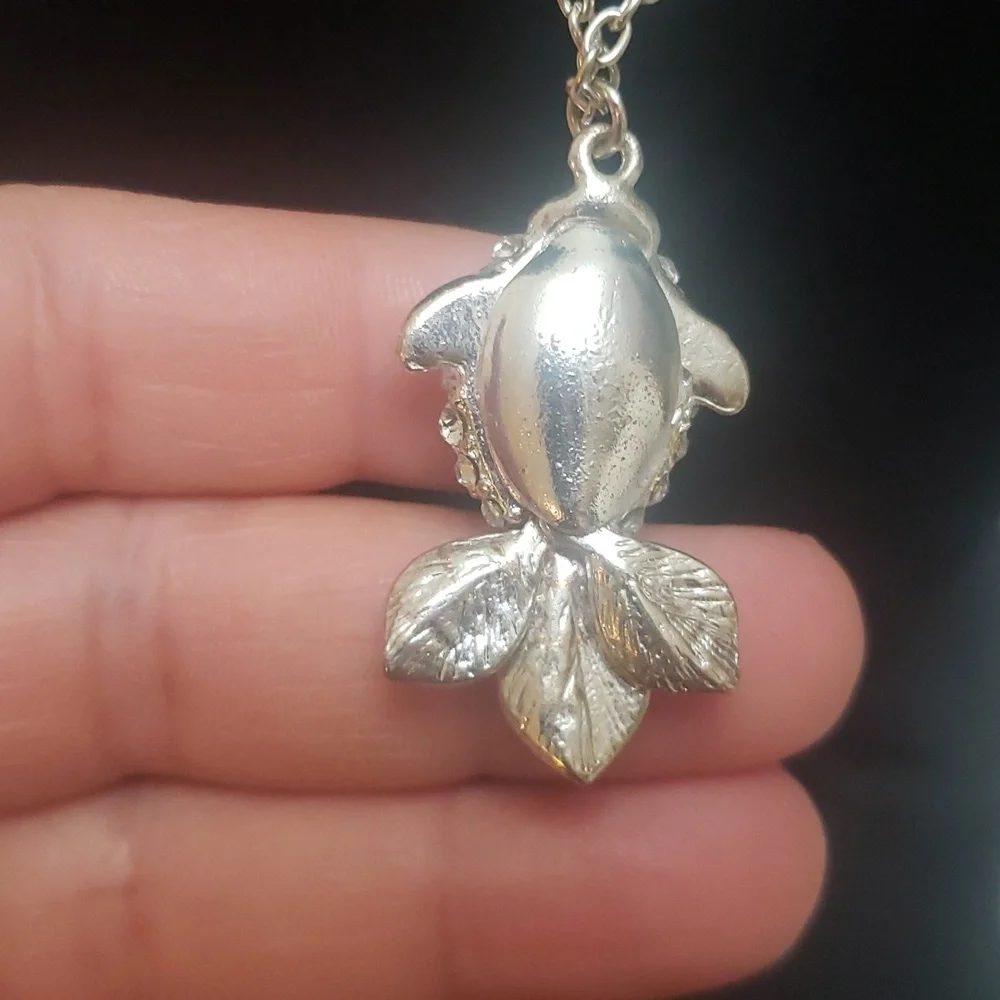 CLAIRE'S Silver CZ Fish Pendant.